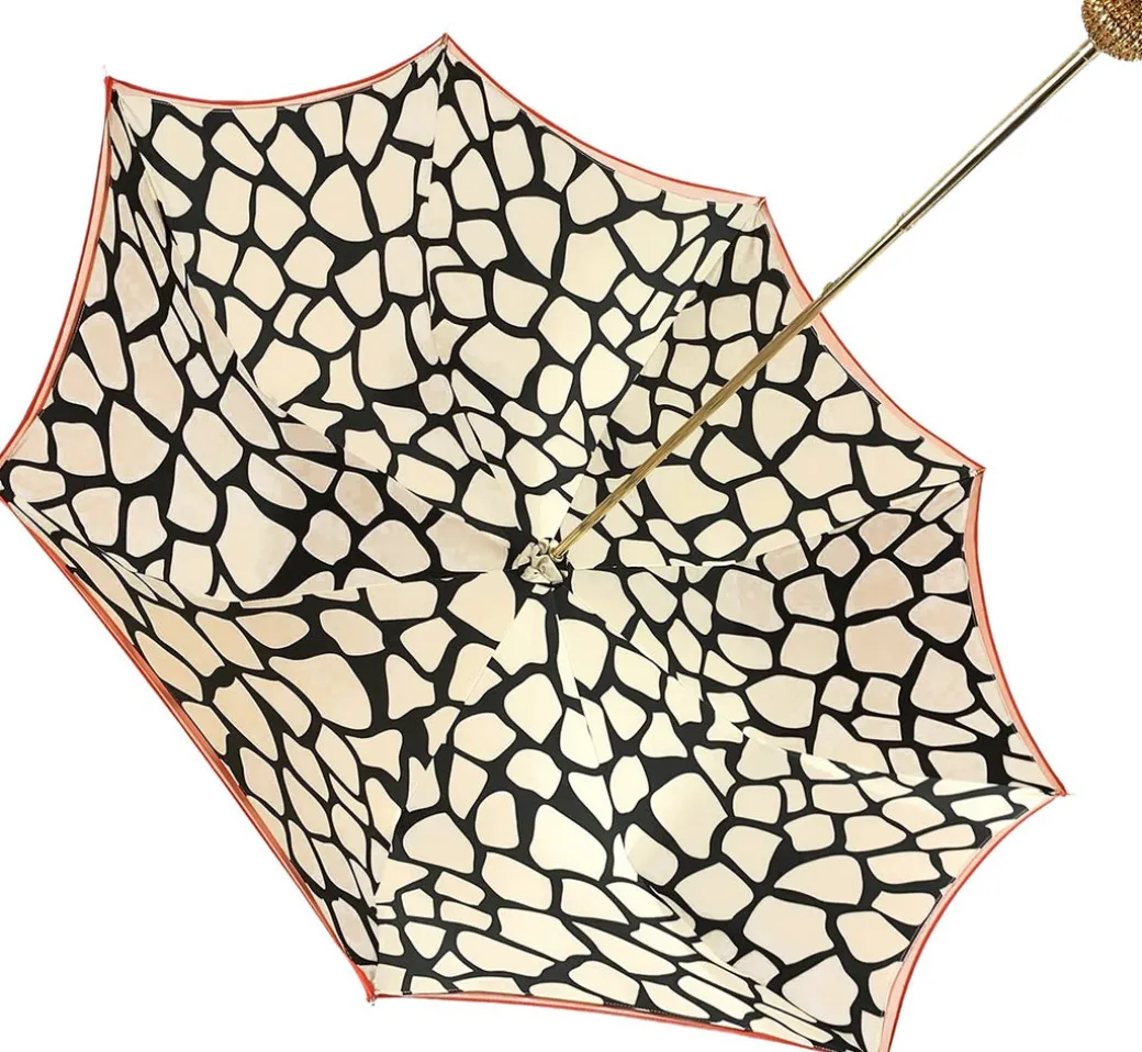 Design giraffato colore crema