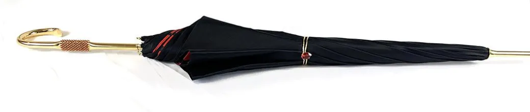 Fantasia giraffa nera e rossa interno