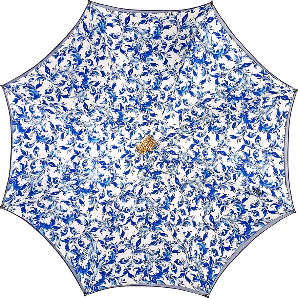Ombrello azzurro fine ed elegante