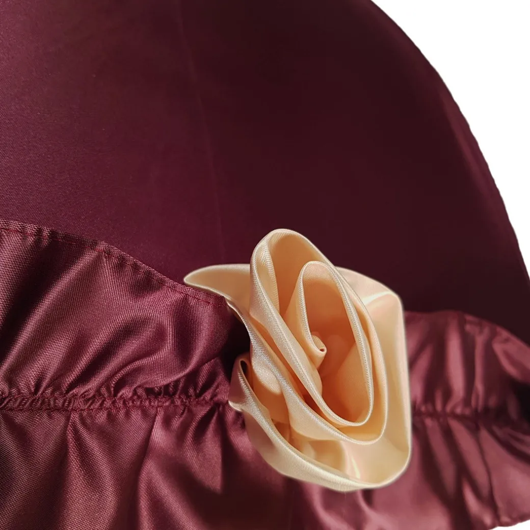 Ombrello con volant e rose bordeaux
