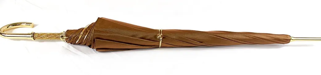 Stupendo ombrello in bronzo con catene